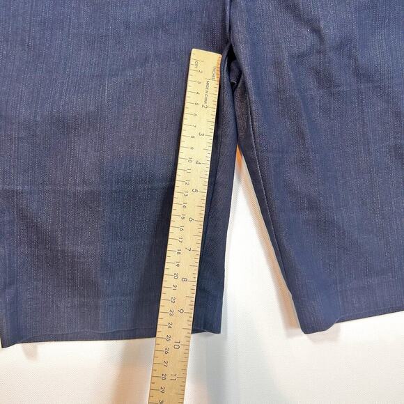 Preppy Chambray Bermuda Chino Modest Trouser Shorts Flat Front Women Size 4 - Picture 2 of 4